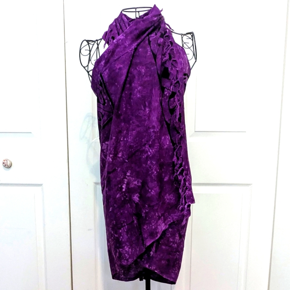 Celtic Design Purple Sarong Wrap / Scarf🐚 🐚 Beach Cover-up